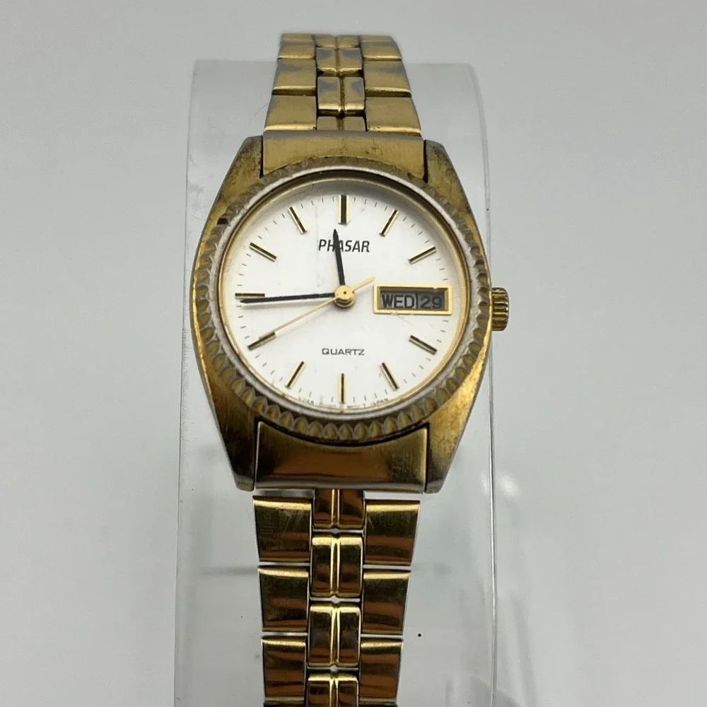 Vtg Pulsar Watch Women 24mm Gold Tone Day Date 6.5